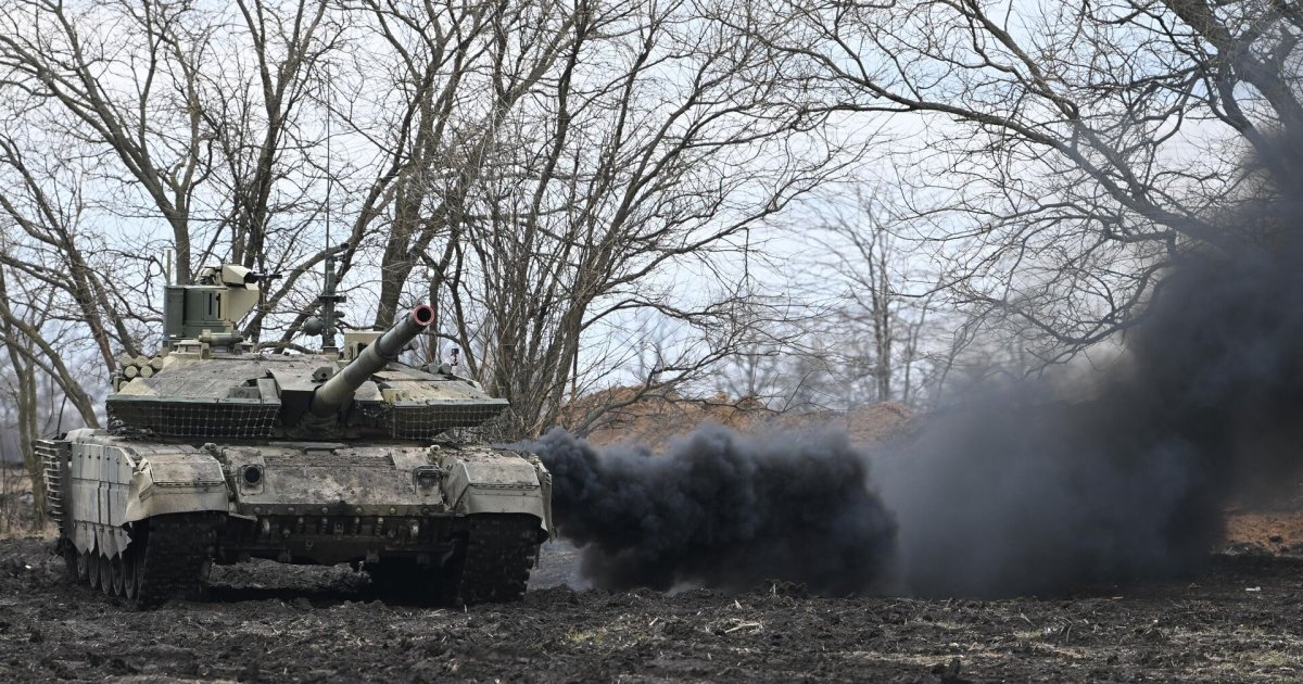 Forbes: Russia's Might Be Running Out Of Tanks And APVs — Online.ua