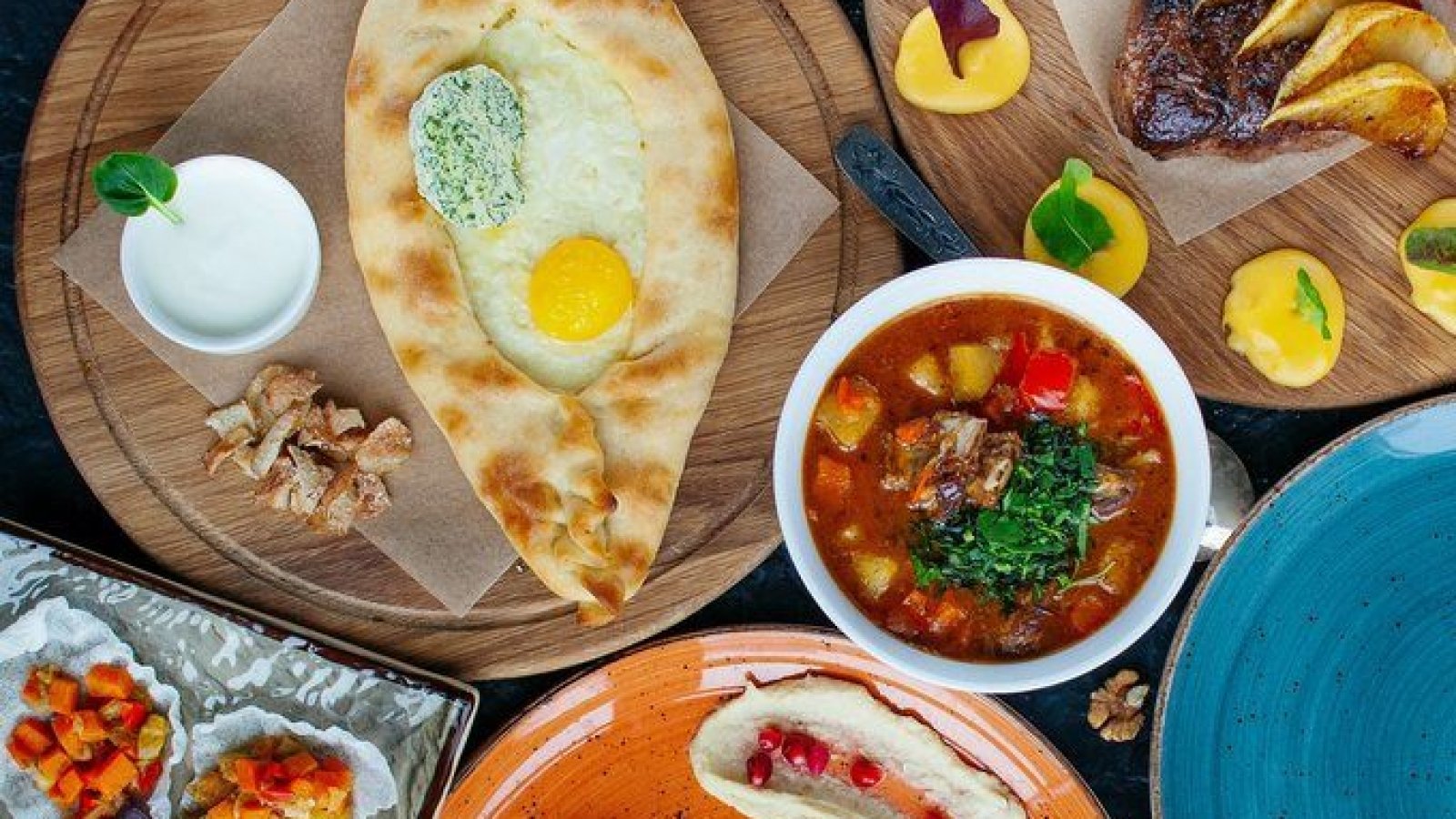 ТОП-10 блюд грузинской кухни для большого семейного застолья: самые вкусные и популярные грузинские рецепты