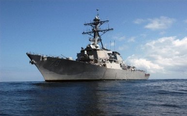 Есмінець ВМС США знову налякав Росію в Чорному морі