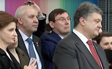 Луценко поймали на самовольной поездке за границу