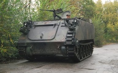 M113