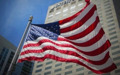 США спрямують рекордну суму на боротьбу з коронавірусом