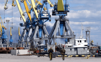 The Russians drove a new ship into the port of Mariupol — photo