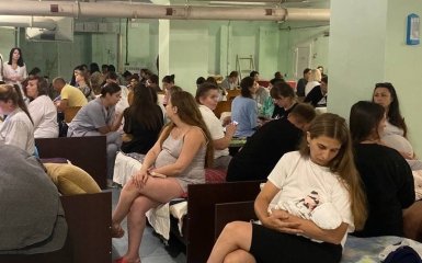 In Rivne, pregnant women and women in labor hide in the bomb shelter of the maternity hospital during the Russian attack - photo