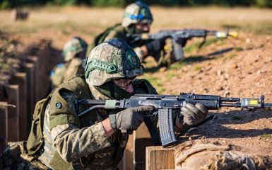 ВСУ уничтожили почти 1400 военных РФ, 27 ББМ и 30 артсистем