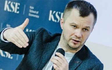 Кабмин порадовал украинцев новым прогнозом относительно курса гривны