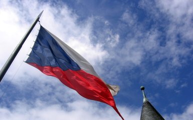 Why is the Czech Republic returning its ambassador to Moscow