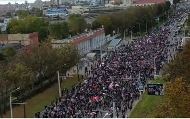 Лукашенко пішов на нові радикальні заходи проти білорусів