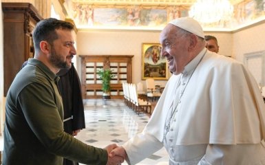 What is known about Zelensky's meeting with the Pope