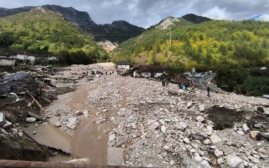 A large-scale flood