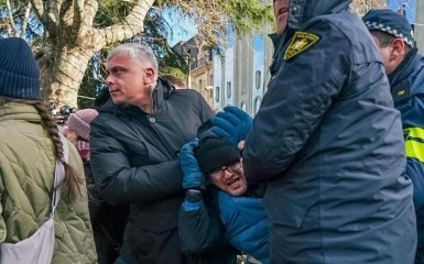 У Грузії почали затримувати мітингувальників після інавгурації Кавелашвілі — відео