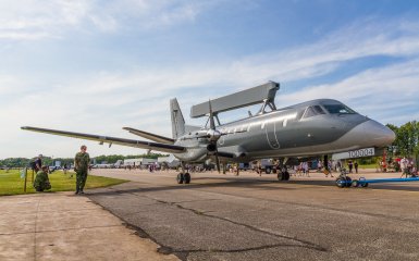 Самолет-разведчик ASC 890