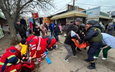 The Russian army fired a drone at a market in Nikopol — injuring 6 people