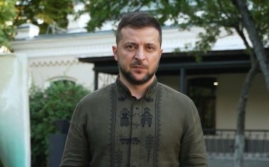 Завтра можливі огидні російські провокації і жорстокі удари — Зеленський