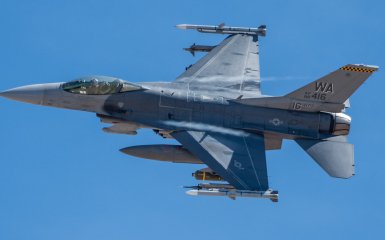 F-16