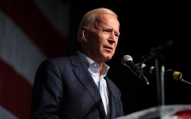 What is known about the new scandal surrounding Biden