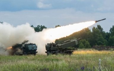 США пояснили рішення не надавати Україні велику кількість РСЗВ HIMARS