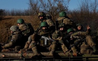 Сили оборони відбили ворожі атаки біля 14 населених пунктів та уразили 4 райони живої сили РФ — Генштаб