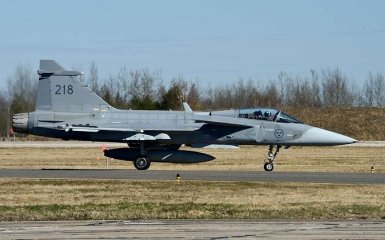Чехия ведет переговоры со Швецией по обучению украинских пилотов на истребителях Gripen