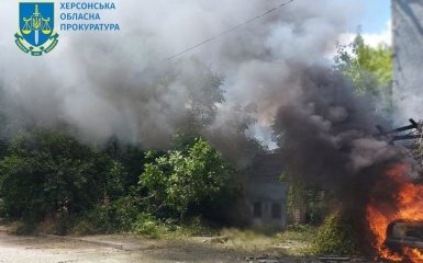 Войска РФ обстреляли жилые кварталы Херсона. Ранены 12 человек