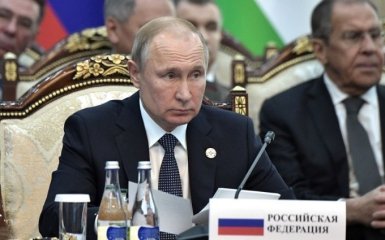 Путіна ніхто не запрошував - в України увірвався терпець після рішення Кремля