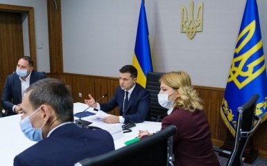 Команду Зеленського попередили про нові ризики через вибори на Донбасі