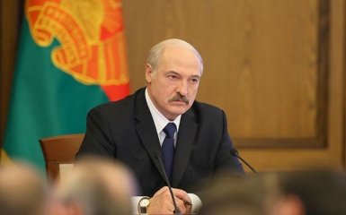 Лукашенко обвинил Украину в подготовке удара по Беларуси
