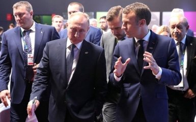 Путін провів термінові переговори з Макроном - що сталося