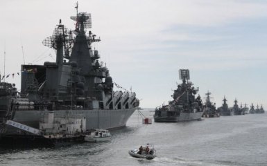 13 российских кораблей с 4 "Калибрами" дежурят в Черном море — ВМС