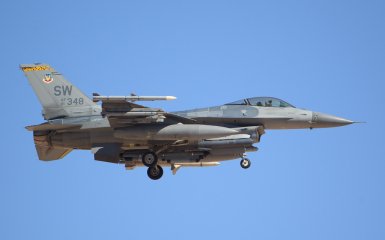 F-16