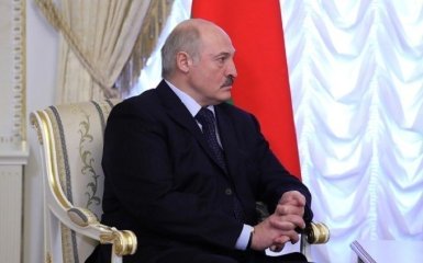 Найближчими днями - Лукашенко виступив з жорстким попередженням