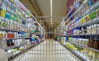 Кабмин договорился с бизнесом о стабилизации цен на продукты в Украине