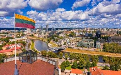 Литва продолжит помогать Украине