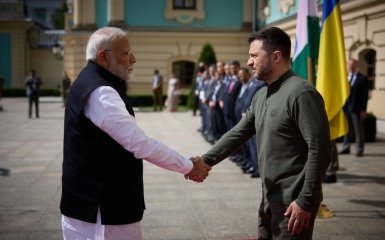 Narendra Modi and Vladimir Zelensky