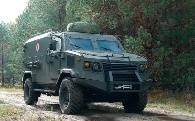 ВСУ получат украинский медицинский бронеавтомобиль "Казак-5МЕД"