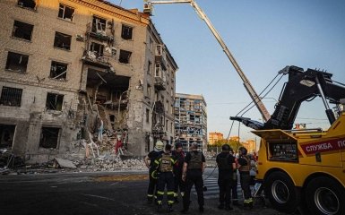 Police posts footage of first minutes after Russian attack on Kharkiv