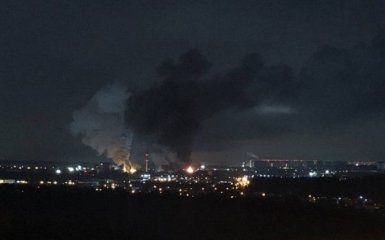 Под Москвой произошел взрыв на коксогазовом заводе. Вспыхнул масштабный пожар