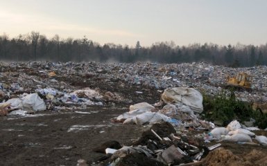 Occupied by the Russian Federation, Donetsk region is drowning in almost 4 million tons of waste — CNS