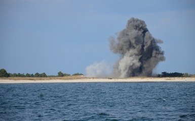 "Bavovna" on the Kinburn Spit