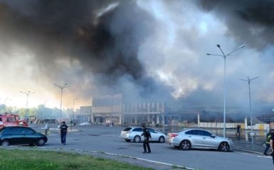 Удар РФ по "Епіцентру" у Харкові. Кількість жертв зросла