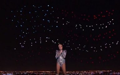 Леди Гага с сотнями дронов устроила феерическое шоу в США: появилось видео
