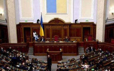 Рада разрешила правительству оперативно перераспределять бюджетные средства на оборону