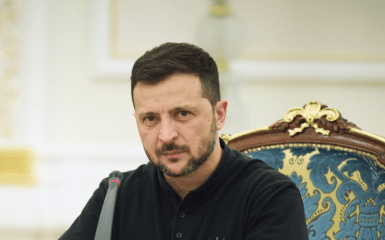 A difficult task. What cunning tactics Zelensky uses against Trump