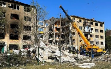 Two victim bodies deblocked under house's rubble after Russian strike on Donetsk region