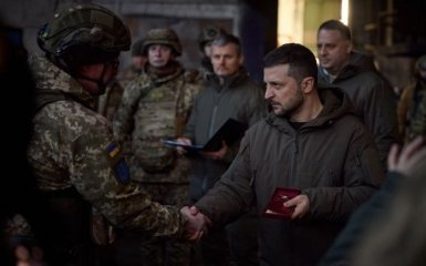 Зеленський ризикував життям під час поїздки до Бахмуту — військовий експерт