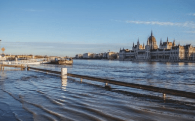 Danube flood in Budapest