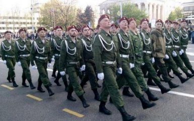 В Донецке рассказали, как боевики ДНР выгоняли людей на парад