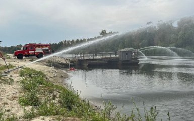 Забруднення річок