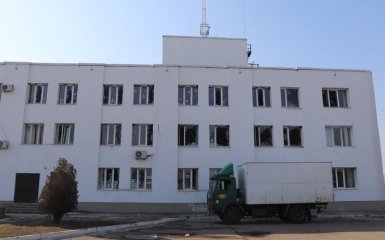 Окупанти обстріляли будівлю міськради Дергачів на Харківщині