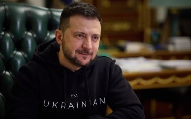 Зеленський та Резніков анонсували створення сталевого танкового кулаку для прориву оборони армїі РФ